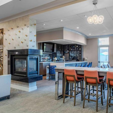 Hilton Garden Inn Freeport Downtown Екстериор снимка