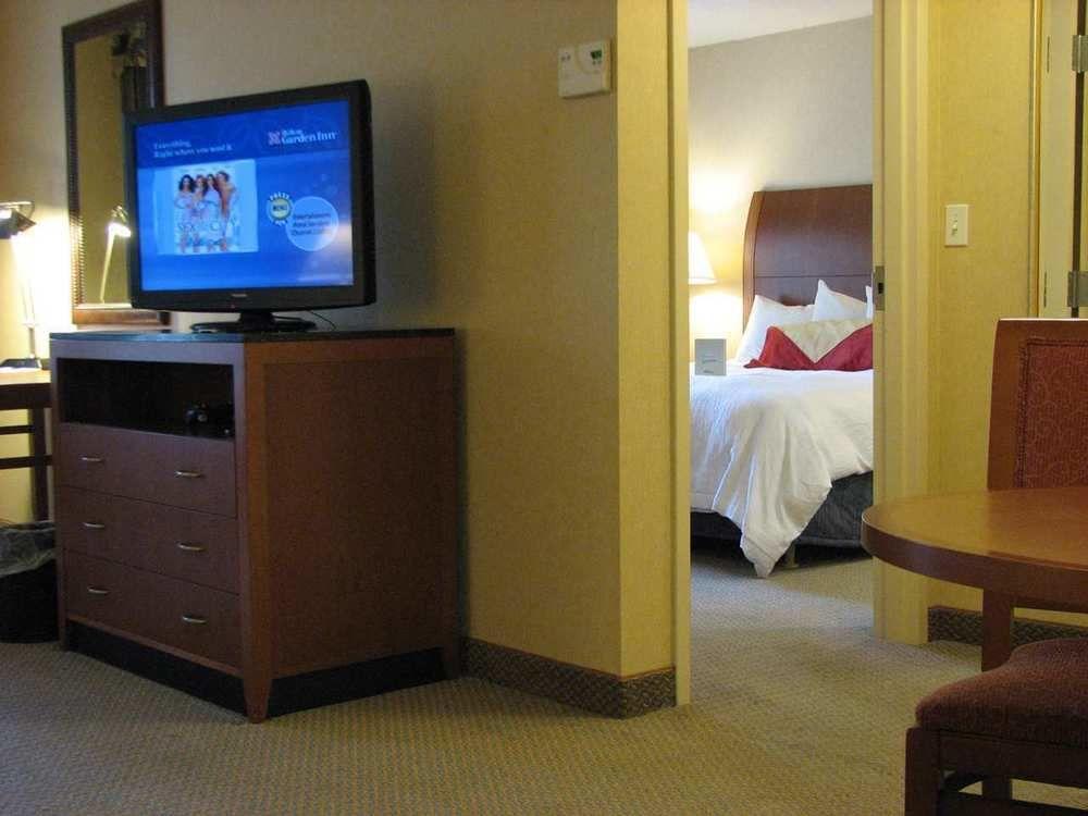 Hilton Garden Inn Freeport Downtown Екстериор снимка