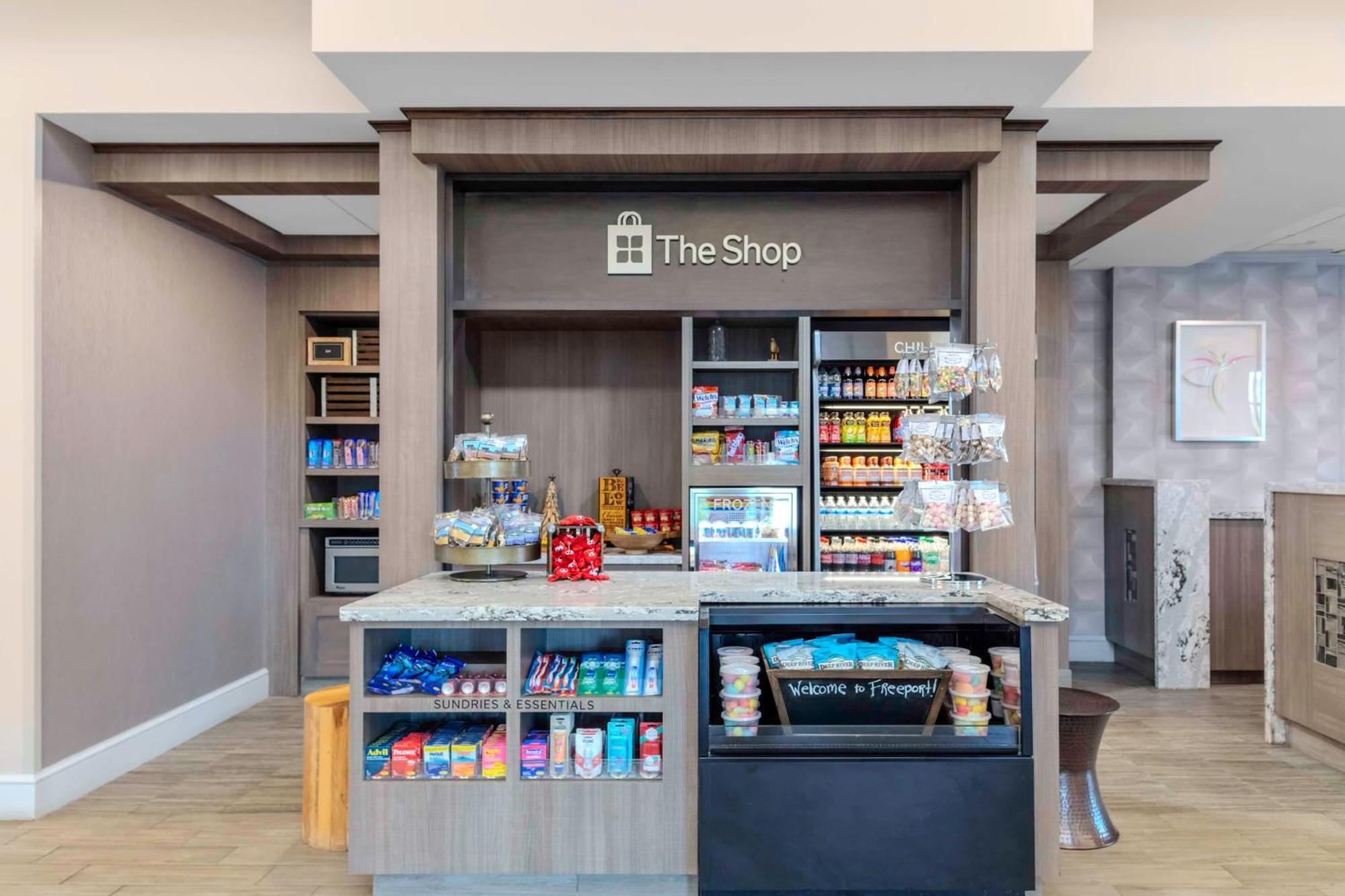 Hilton Garden Inn Freeport Downtown Екстериор снимка
