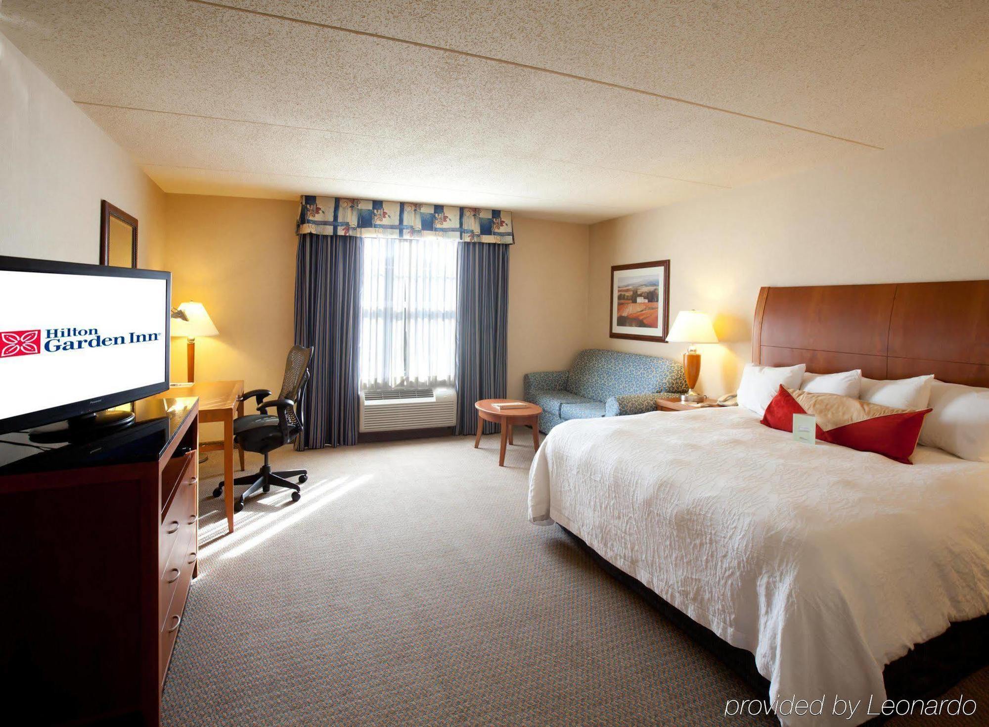 Hilton Garden Inn Freeport Downtown Стая снимка